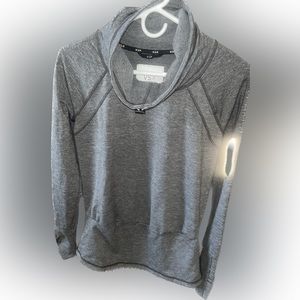 VSX sport pullover